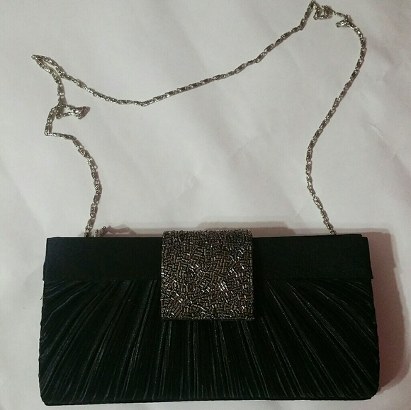Black and Silver Formal Crossbody Clutch - Picture 4 of 8